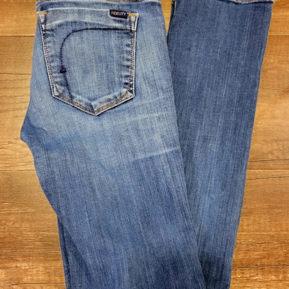 Fidelity Rev straight-leg jean